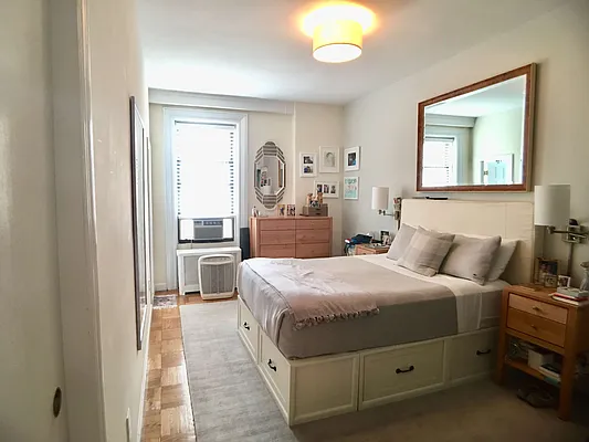 Rented by Moises Farhart, LREB | media 15