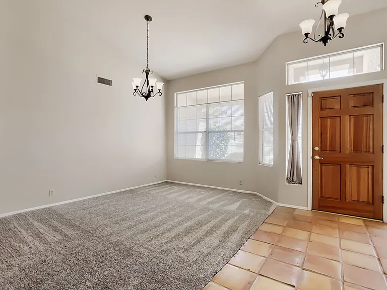 6126 E Kelton Ln — Photo 2