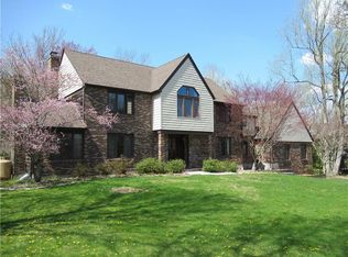 8 Wicklow Turn, Ledyard, CT 06339