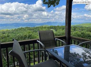 220 Northridge Rd APT 18, Banner Elk, NC 28604