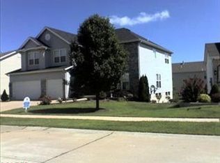 1962 Williamstown Dr, Saint Peters, MO 63376