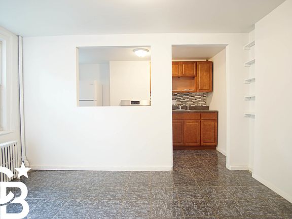 3rd image of 247 Clifton Pl #1