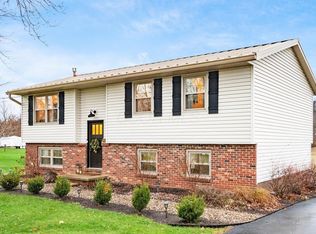 12261 Bolen Rd NE, Newark, OH 43055