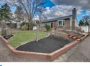 914 Magnolia Ave, Croydon, PA 19021