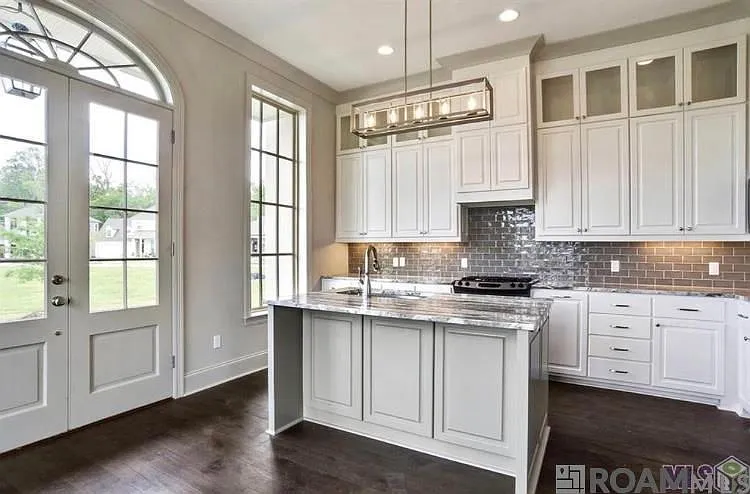 10851 Cane Mill Ln — Photo 2