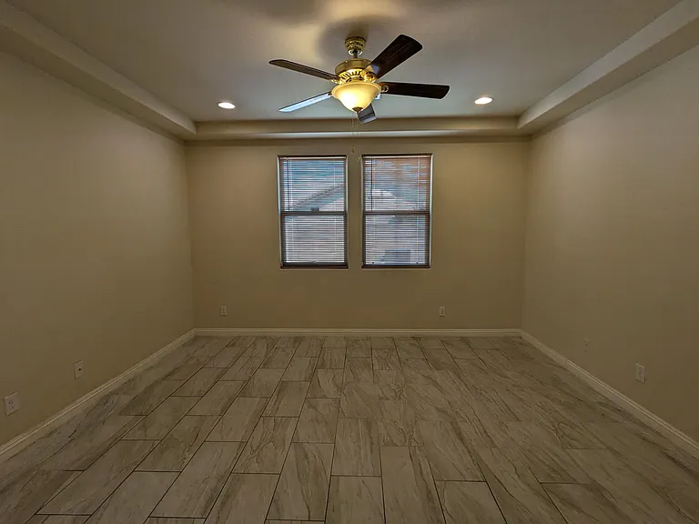 372 Windmill Croft Dr — Photo 25