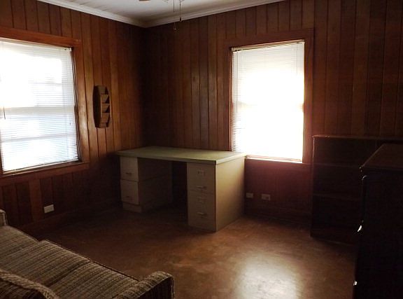 4th image of 1409 McMillan Ave