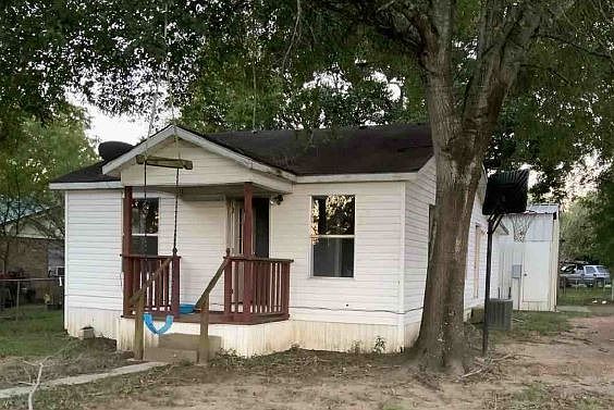 1st image of 1001 S 5th St