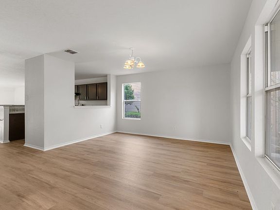 3rd image of 103 Shadbush St