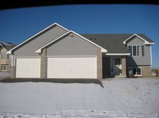 228 Winkler Trl, Cologne, MN 55322