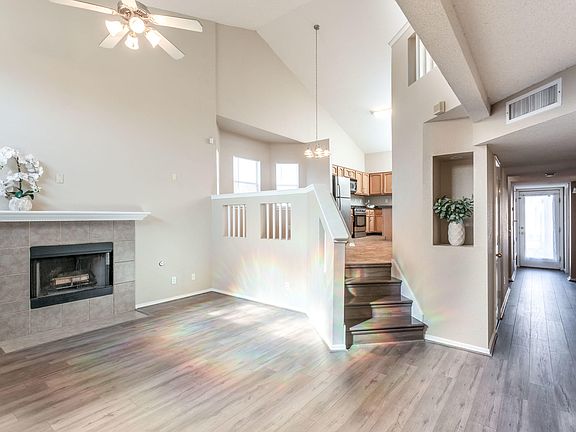 3rd image of 865 Agave Park Ct
