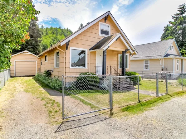 280 Stanford Avenue, Carbonado, WA 98323