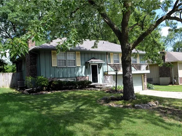 13213 Lowell Ave, Grandview, MO 64030