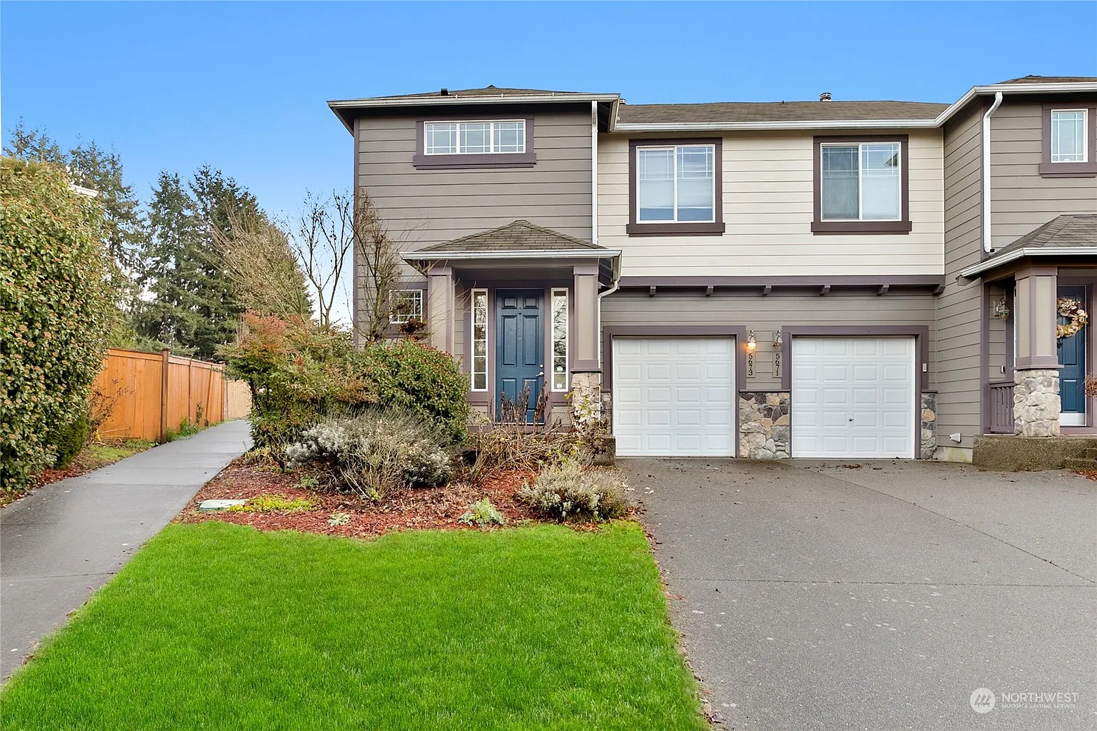 5673 56th Loop SE photo 1