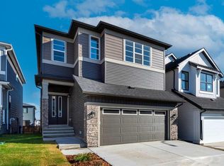 322 Edith Rd NW, Calgary, AB T3R1Y8
