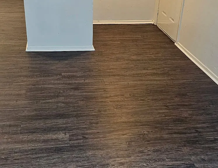 6821 Trail Lake Dr — Photo 10