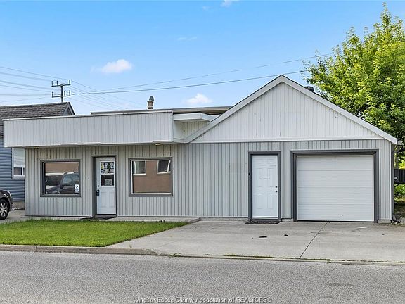 2nd image of 3603 Walker Rd