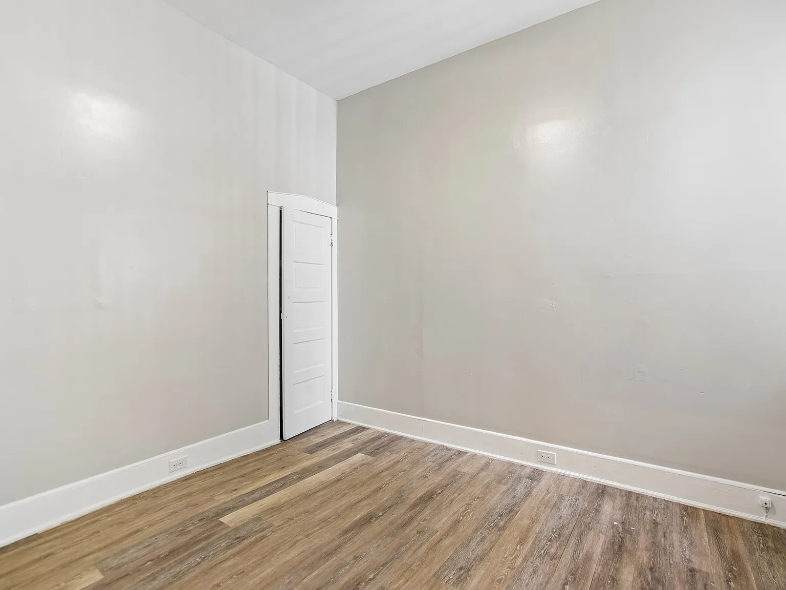 2 bed, $1,390 — Photo 2