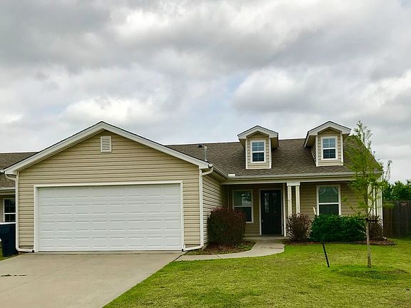 2nd image of 15304 Nightshade Dr