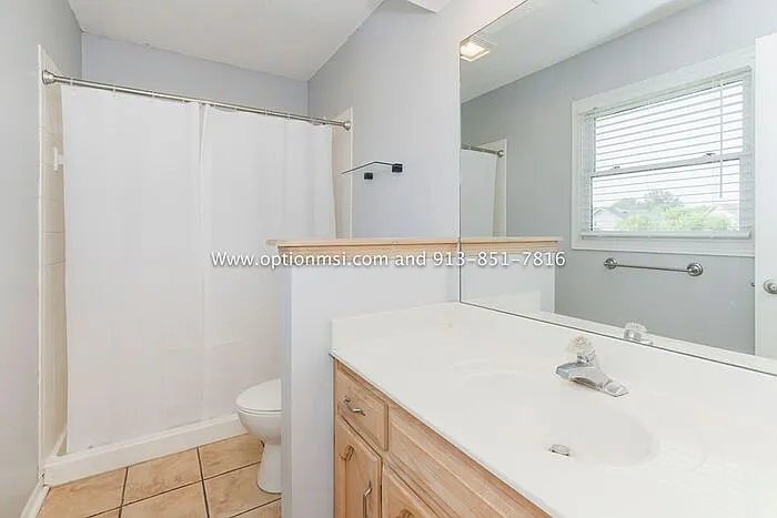 916 NW 62nd Ter — Photo 21