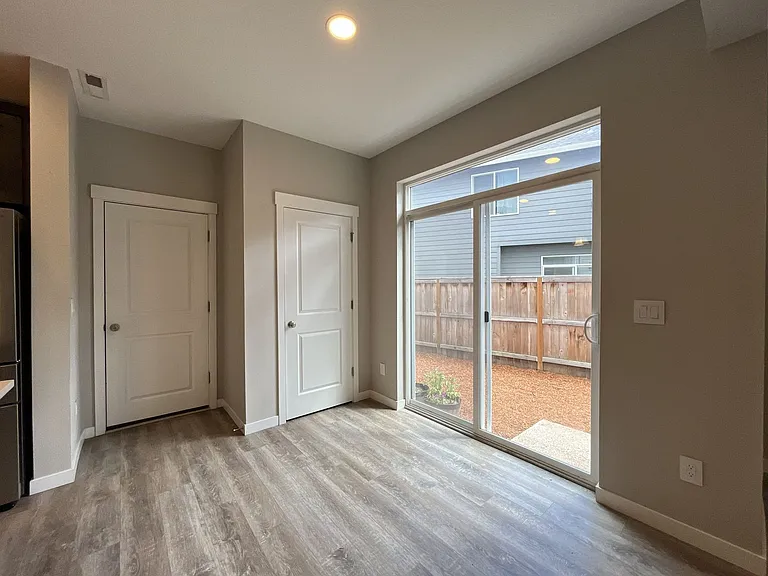 1066 S 29th Blvd — Photo 20
