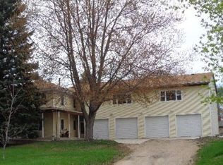 126 Main St W, Waterville, MN 56096