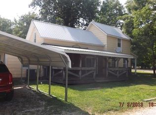 512 Helen St, Saint James, MO 65559