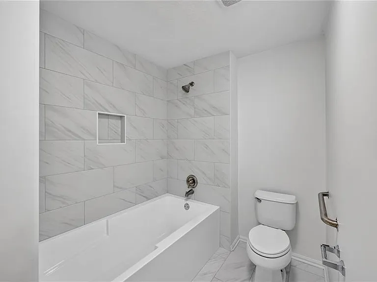 1714 S Johnson Ferry Rd NE — Photo 14