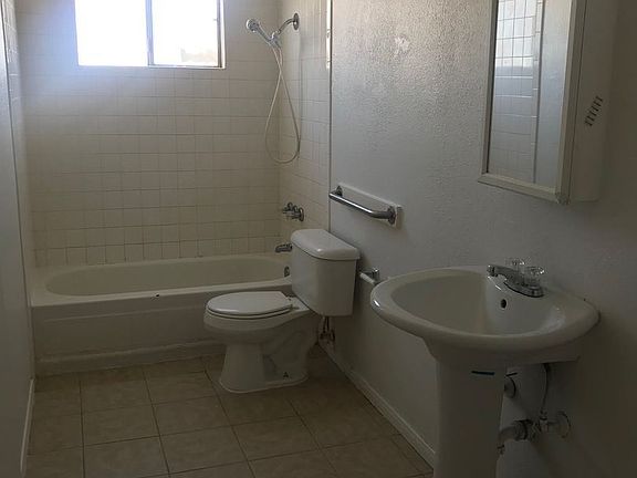 3rd image of 11621 Lee Ave APT 1