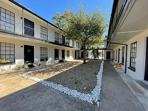 5317 Junius St Photo 1