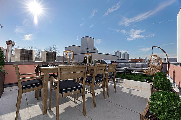 1st image of 2086 5th Ave Penthouse C