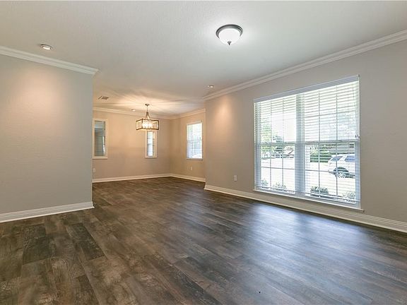 3rd image of 2101 Lake James Dr