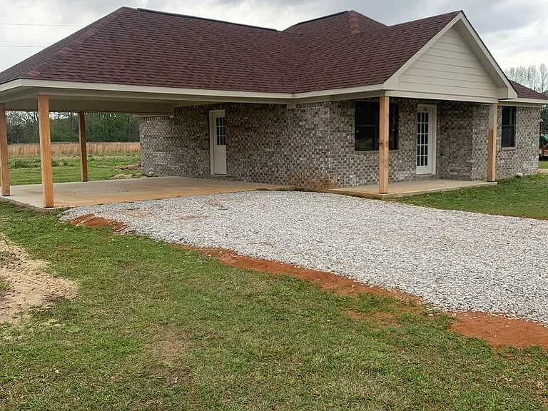 43 Brodie Ln — Photo 2