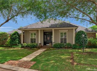 950 Azalea Garden Dr, Shreveport, LA 71115