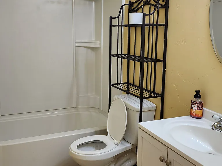 146 Aparicio Dr #1 — Photo 9