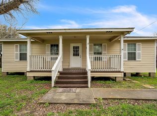 124 Menke St, Sealy, TX 77474