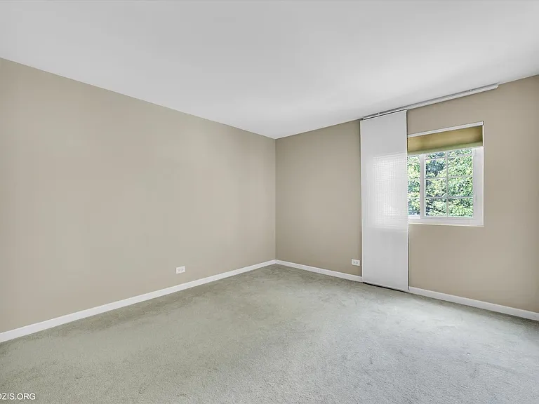 436 Yorktown Ct #436 — Photo 14