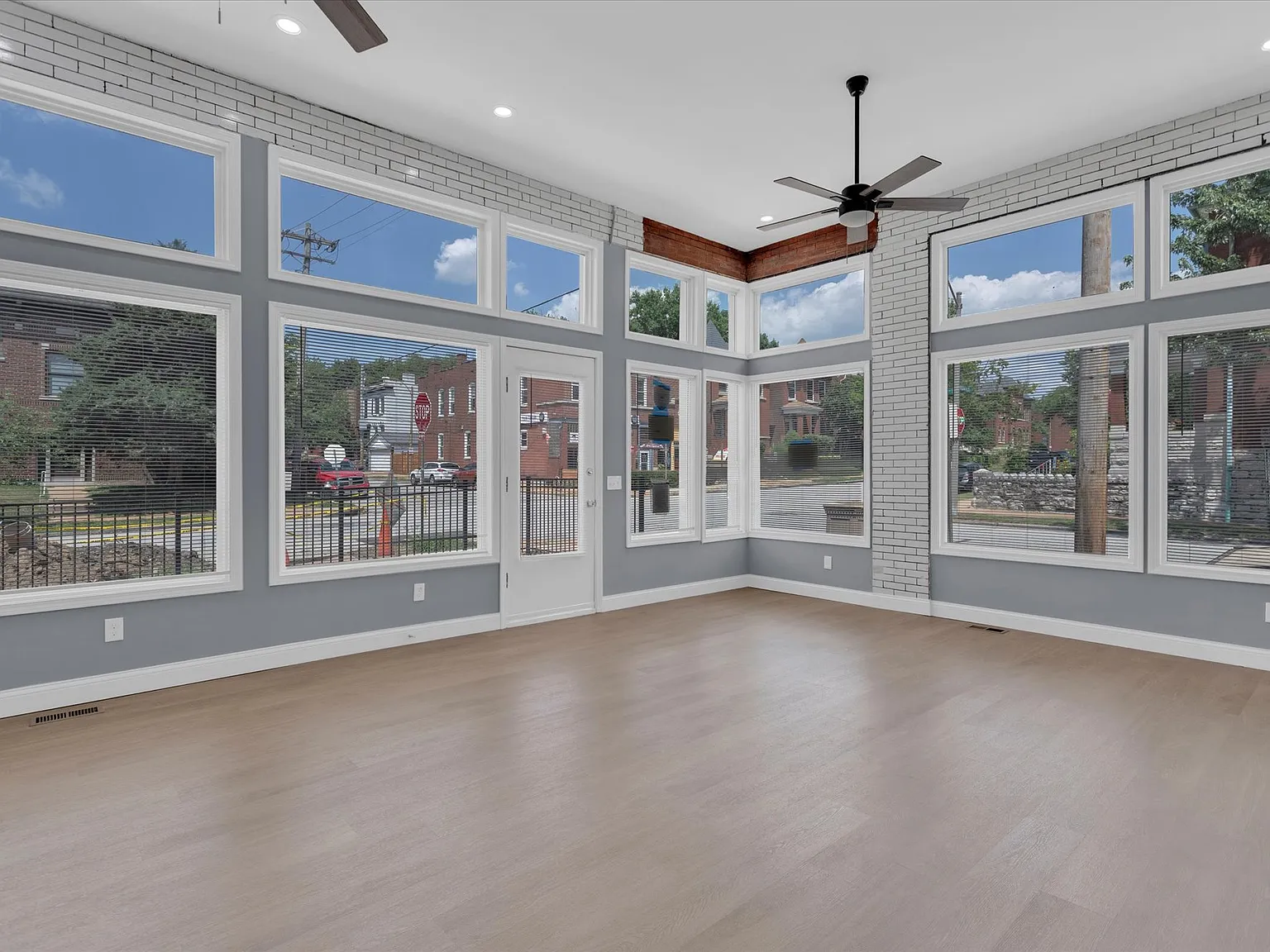 2 bed, 1625 sqft, $2,200 — Photo 3