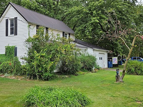 2nd image of 501 N Byers Ave