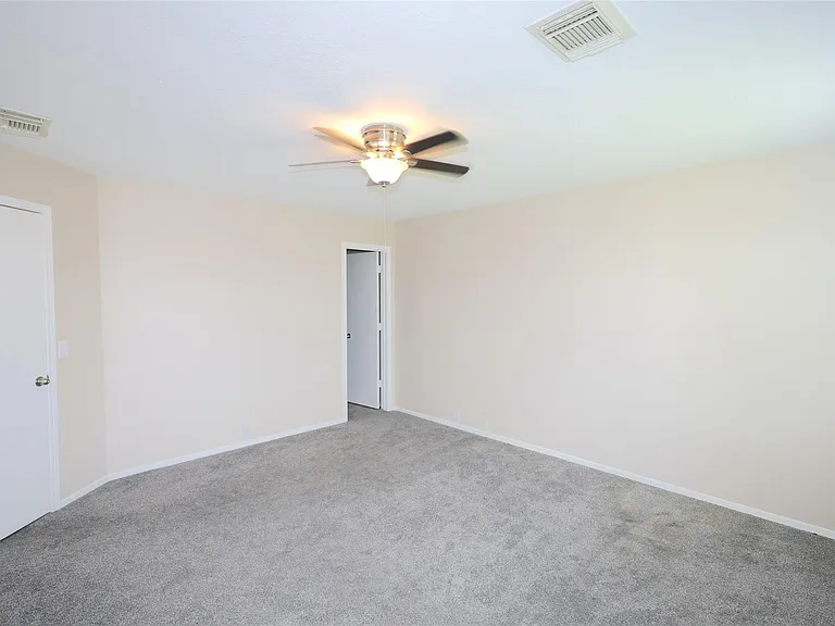 3203 Becker Glen St — Photo 13