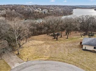 6501 NW Valley View St, Kansas City, MO 64152