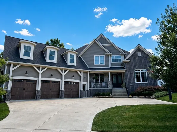 2849 Pyrenean Pl, Westfield, IN 46074