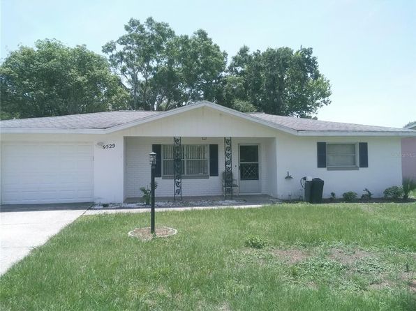 9529 E Village Green Cir