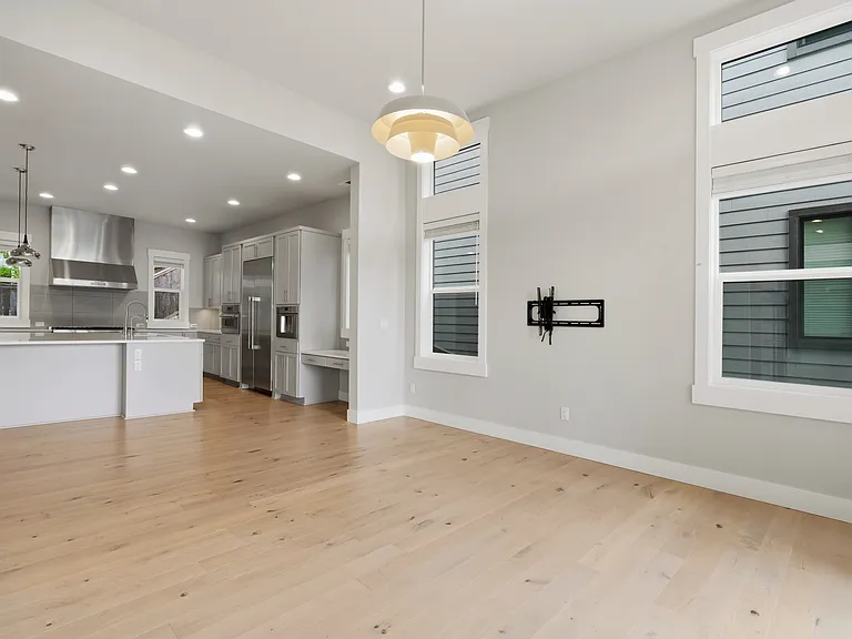 539 Viewcrest Dr NW — Photo 15