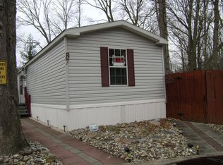 57 E Quillytown Rd TRLR B7, Carneys Point, NJ 08069