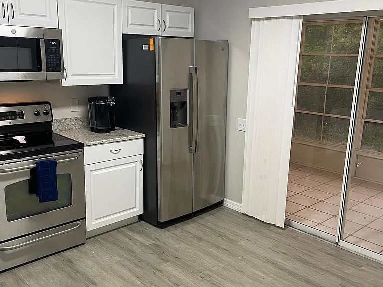 5921 Bayside Key Dr — Photo 6