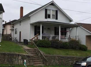 109 Highland Dr, Fairmont, WV