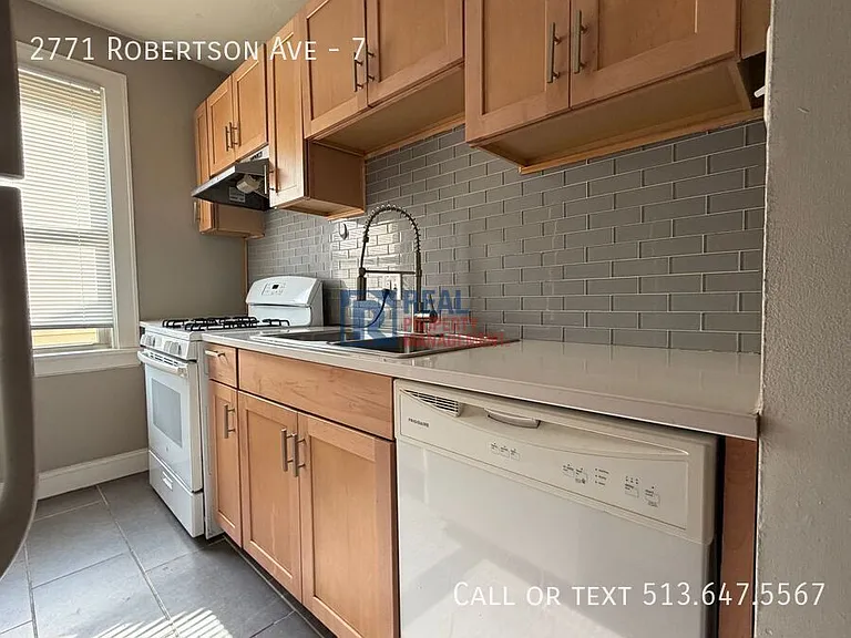 2771 Robertson Ave #7 — Photo 6