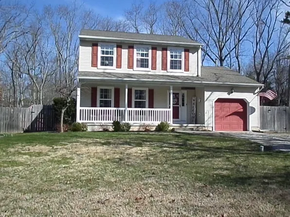 129 Country Ln, Sicklerville, NJ 08081