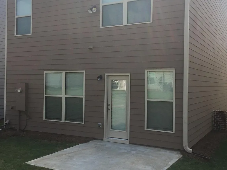 120 Greenfield Dr — Photo 15